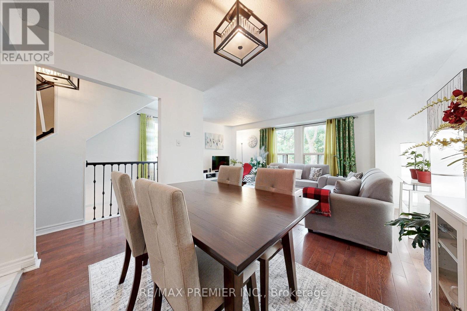 120 Ellerslie Road, Brampton, Ontario  L6T 4C3 - Photo 8 - W12217058