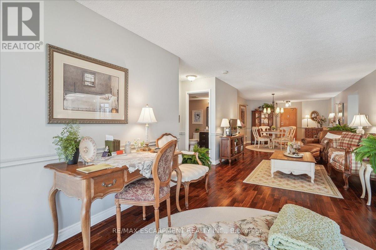 603 - 1237 North Shore Boulevard, Burlington, Ontario  L7S 1C7 - Photo 10 - W12217070