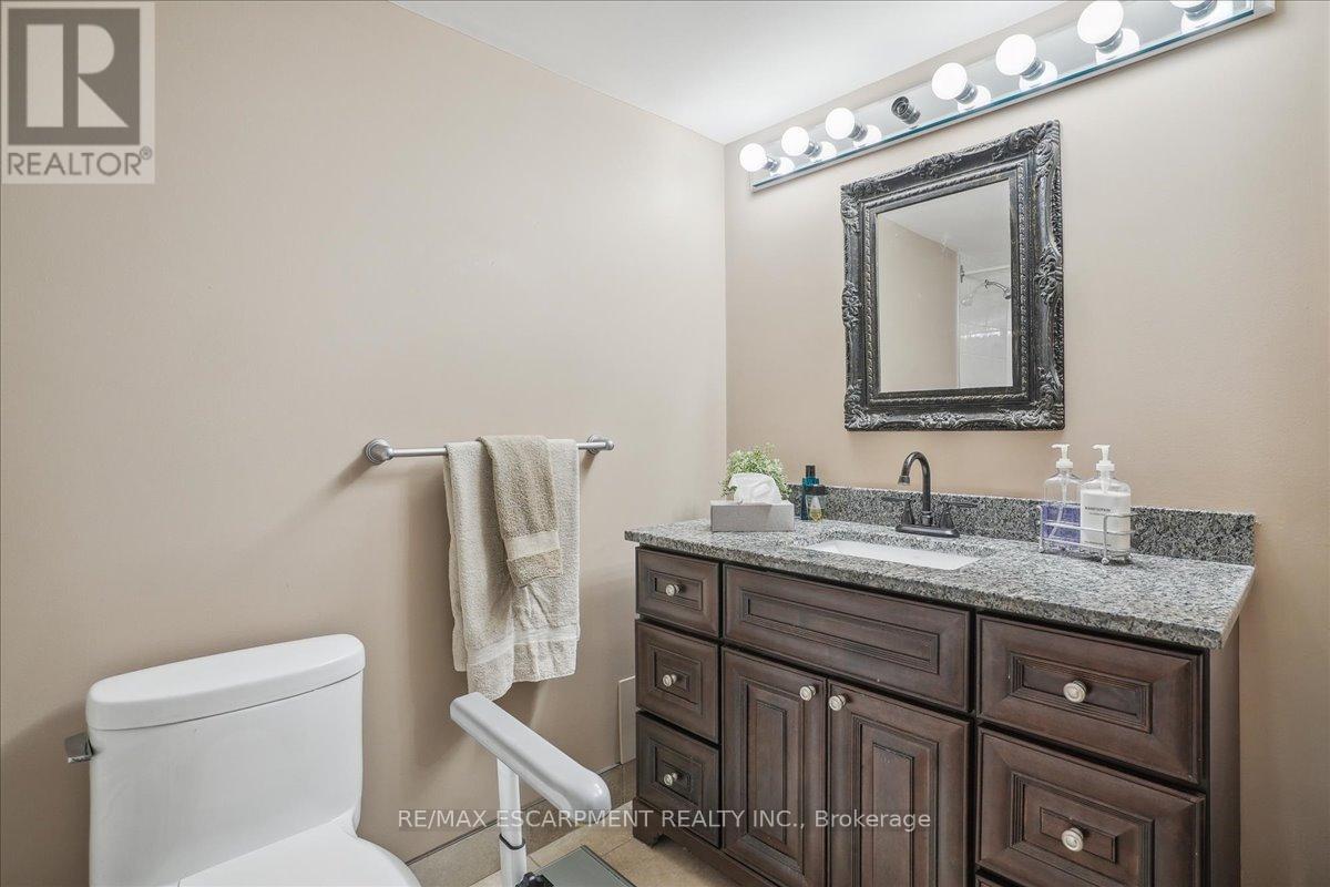 603 - 1237 North Shore Boulevard, Burlington, Ontario  L7S 1C7 - Photo 19 - W12217070