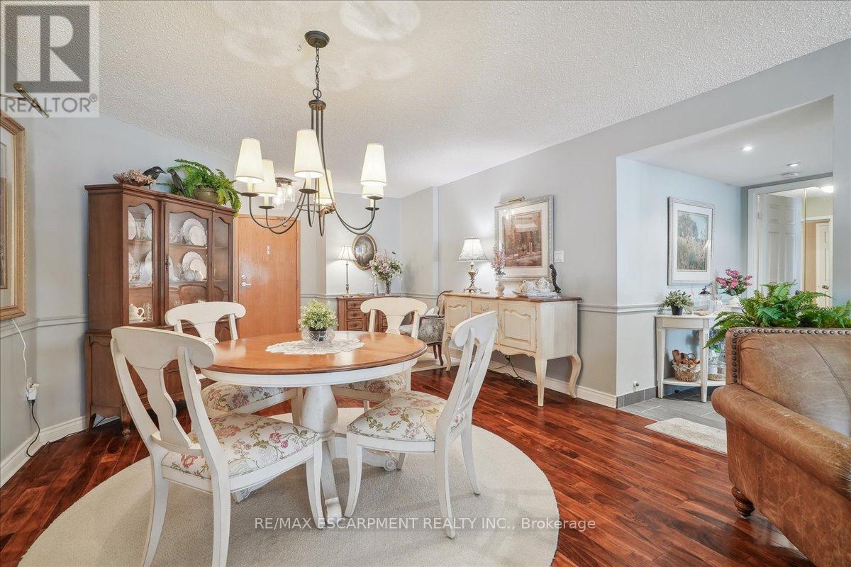 603 - 1237 North Shore Boulevard, Burlington, Ontario  L7S 1C7 - Photo 6 - W12217070