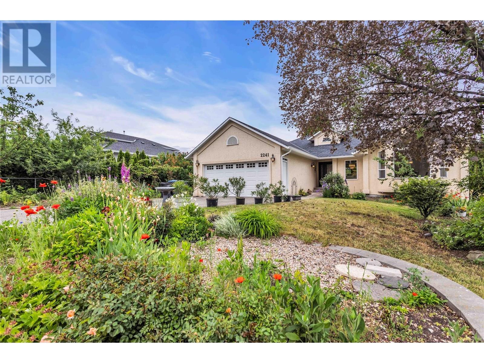 2241 Majoros Road, West Kelowna, British Columbia  V4T 2C2 - Photo 2 - 10351842