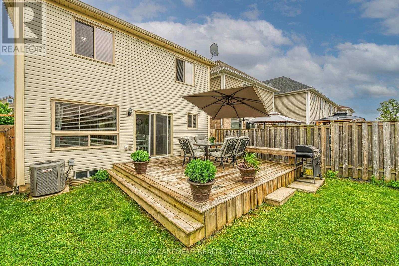 68 Powell Drive, Hamilton, Ontario  L0R 1C0 - Photo 42 - X12216902
