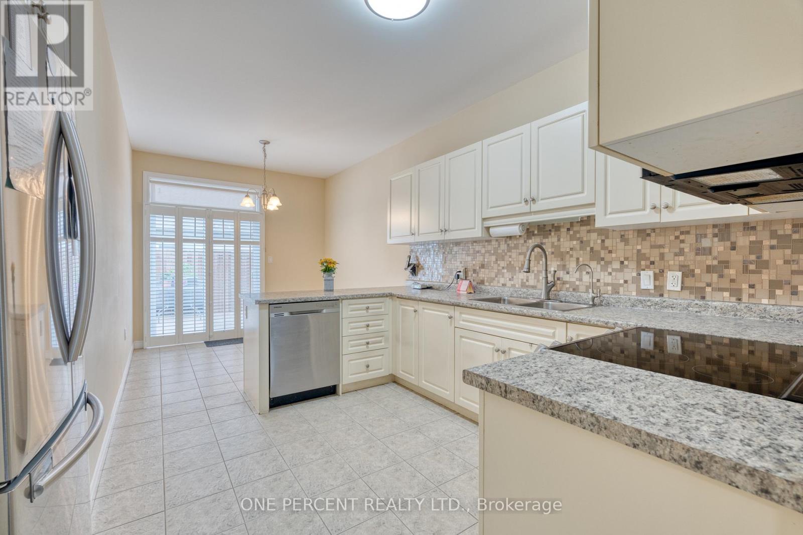 21 - 21 Stickland Lane, Hamilton, Ontario  L0R 1C0 - Photo 11 - X12216979
