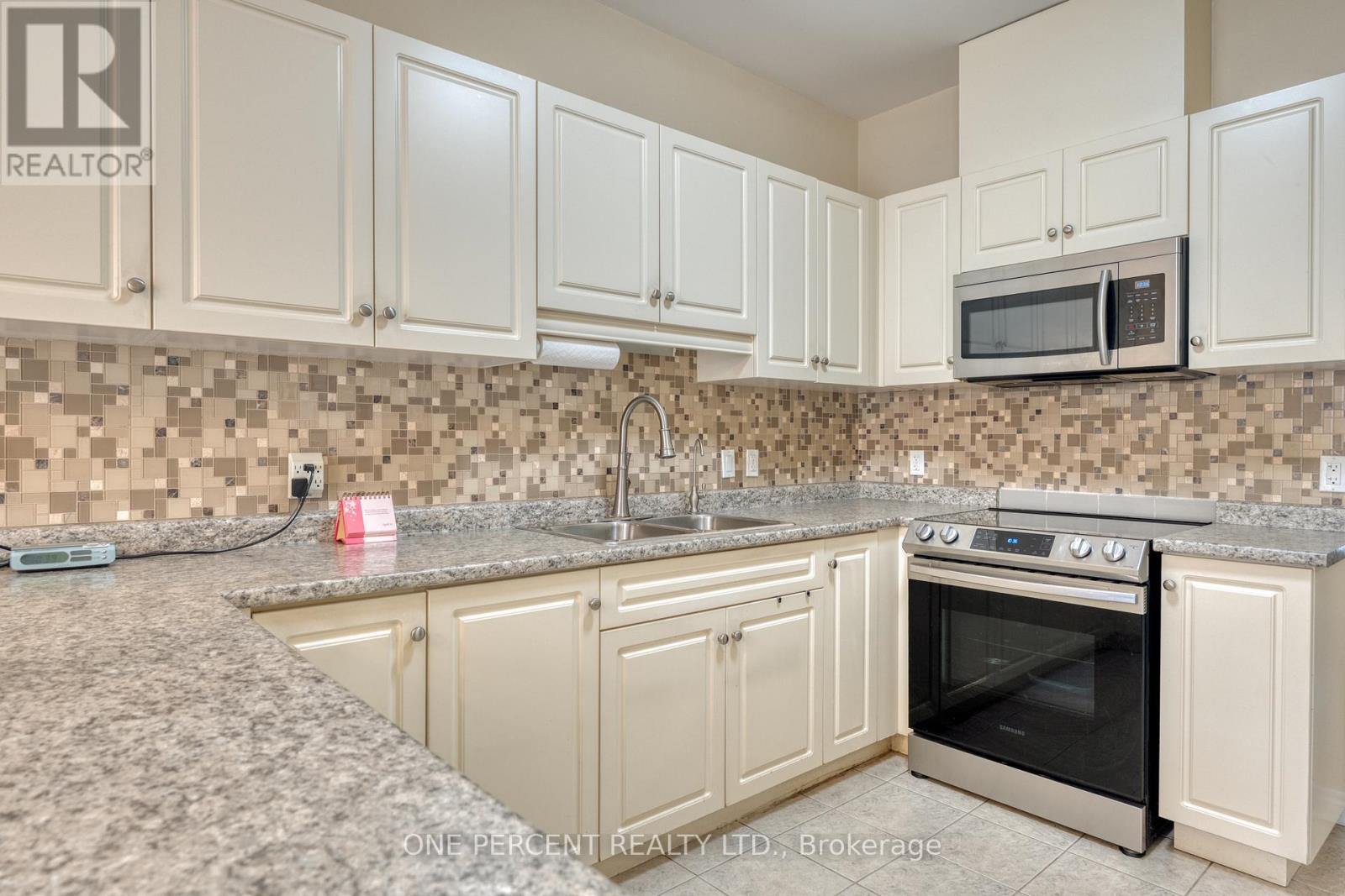 21 - 21 Stickland Lane, Hamilton, Ontario  L0R 1C0 - Photo 12 - X12216979