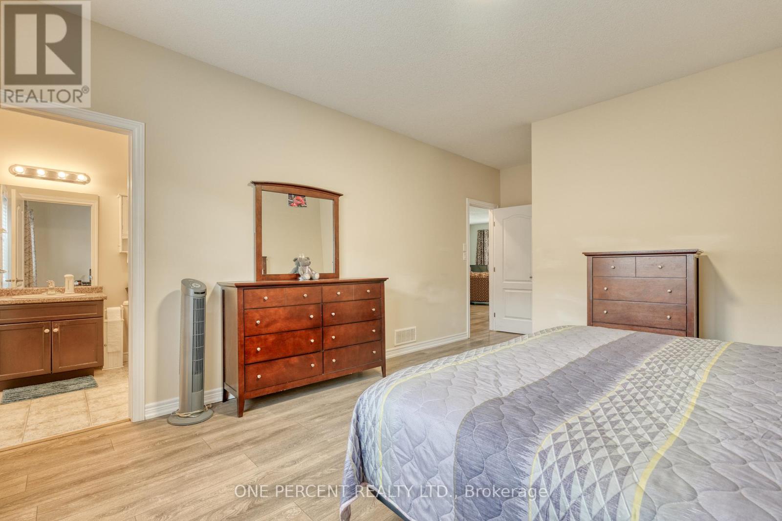 21 - 21 Stickland Lane, Hamilton, Ontario  L0R 1C0 - Photo 20 - X12216979