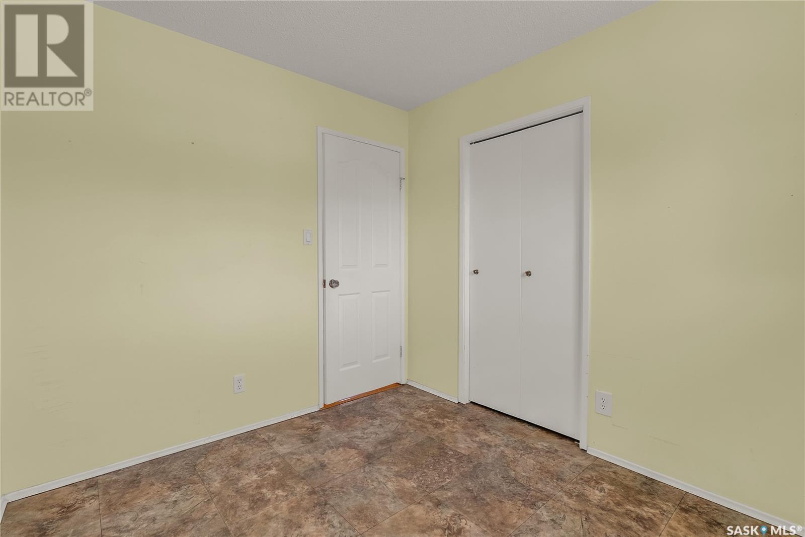 102 Delaronde Road, Saskatoon, Saskatchewan  S7J 3Y2 - Photo 28 - SK009320