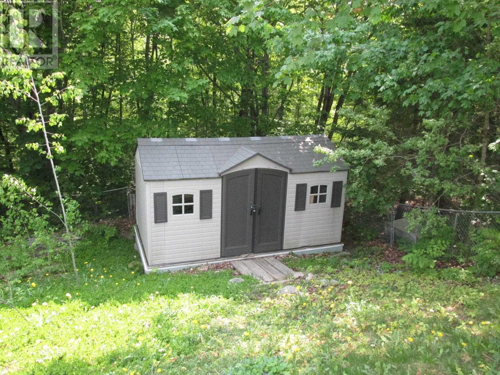 31 Hergott Ave, Elliot Lake, Ontario  P5A 3B1 - Photo 19 - SM251362