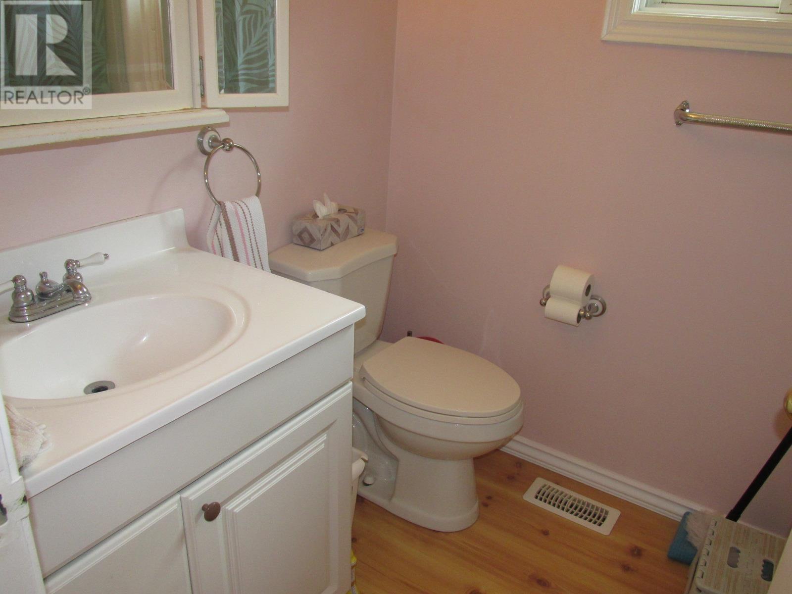 31 Hergott Ave, Elliot Lake, Ontario  P5A 3B1 - Photo 37 - SM251362