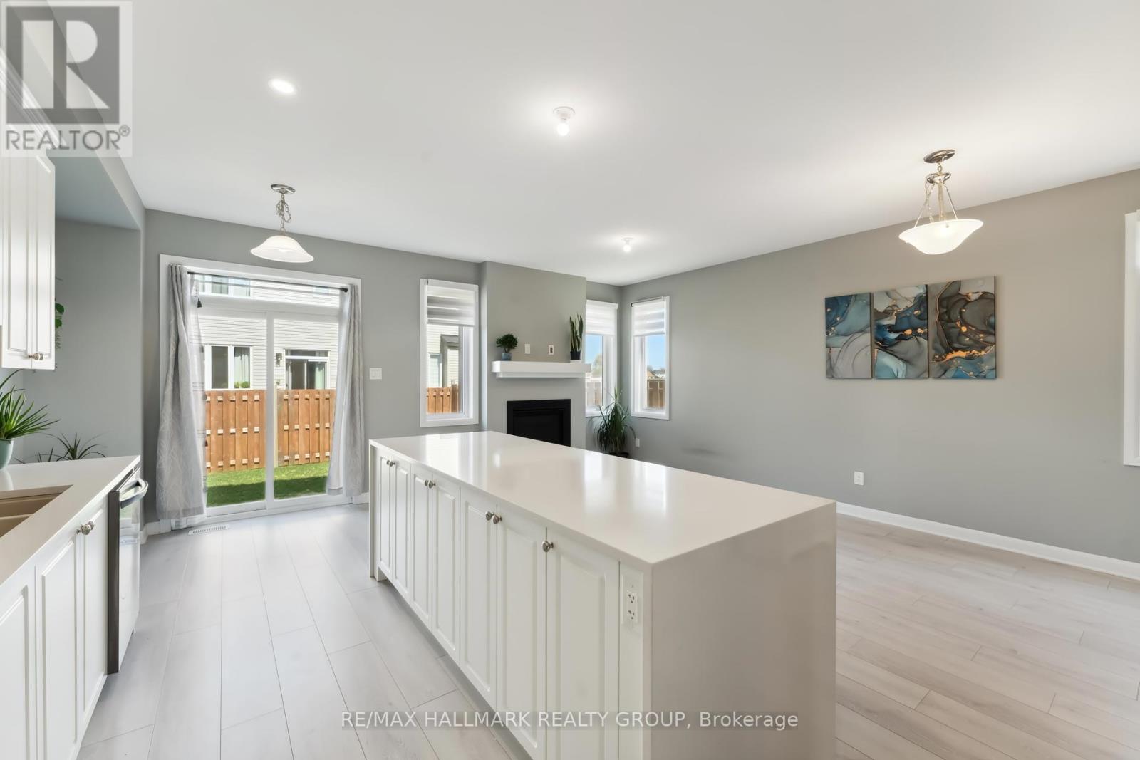 731 Sebastian Street, Ottawa, Ontario  K4A 5L1 - Photo 16 - X12164755