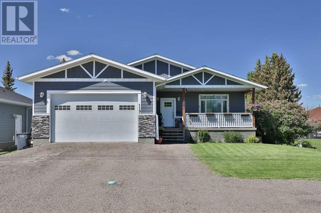 119 W 2 Avenue N, Magrath, Alberta