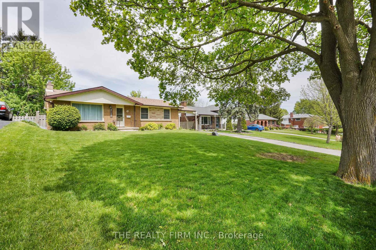 206 Tavistock Road, London South, Ontario  N6J 1Z9 - Photo 3 - X12217166