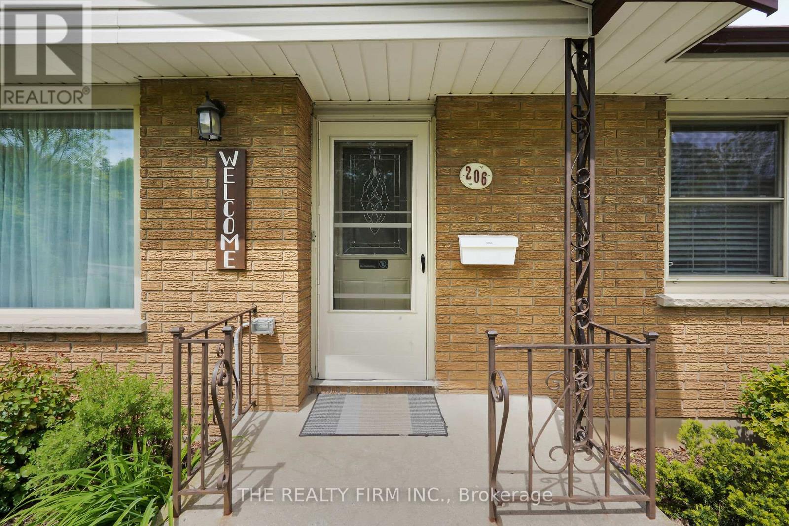 206 Tavistock Road, London South, Ontario  N6J 1Z9 - Photo 6 - X12217166