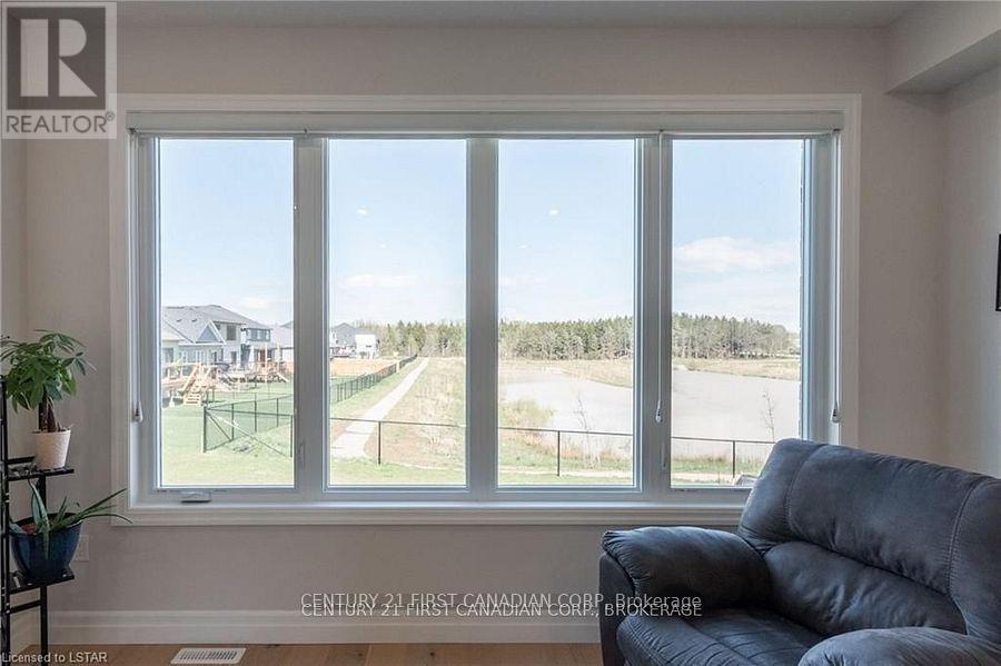 121 Basil Crescent, Middlesex Centre (Ilderton), Ontario  N0M 2A0 - Photo 14 - X12217310