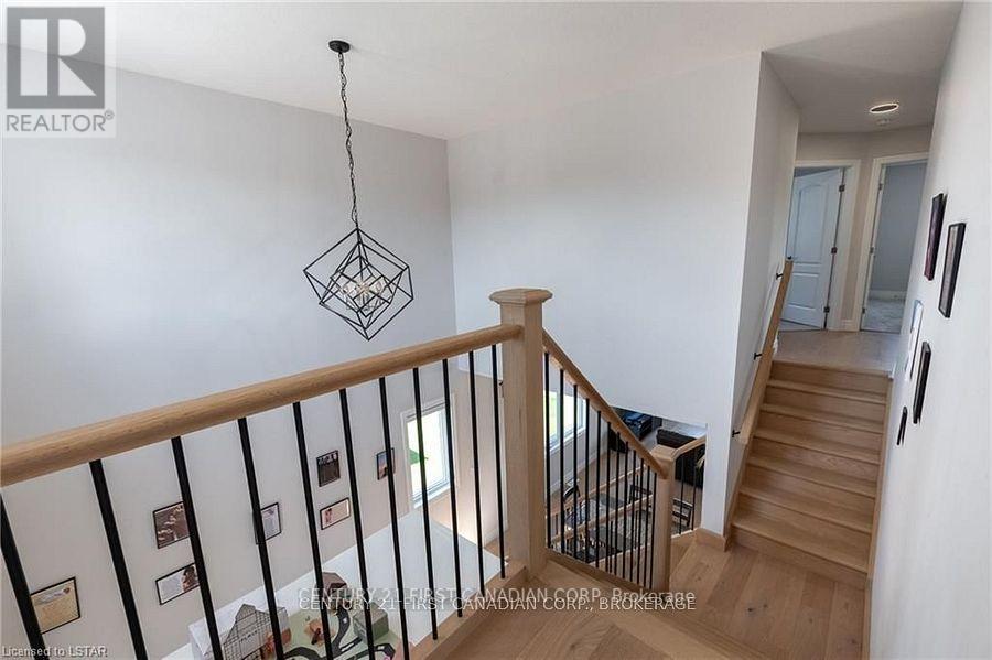 121 Basil Crescent, Middlesex Centre (Ilderton), Ontario  N0M 2A0 - Photo 26 - X12217310