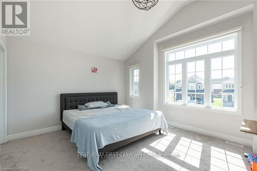 121 Basil Crescent, Middlesex Centre (Ilderton), Ontario  N0M 2A0 - Photo 27 - X12217310