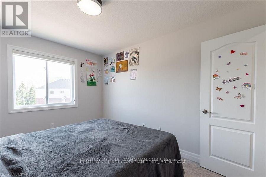 121 Basil Crescent, Middlesex Centre (Ilderton), Ontario  N0M 2A0 - Photo 32 - X12217310