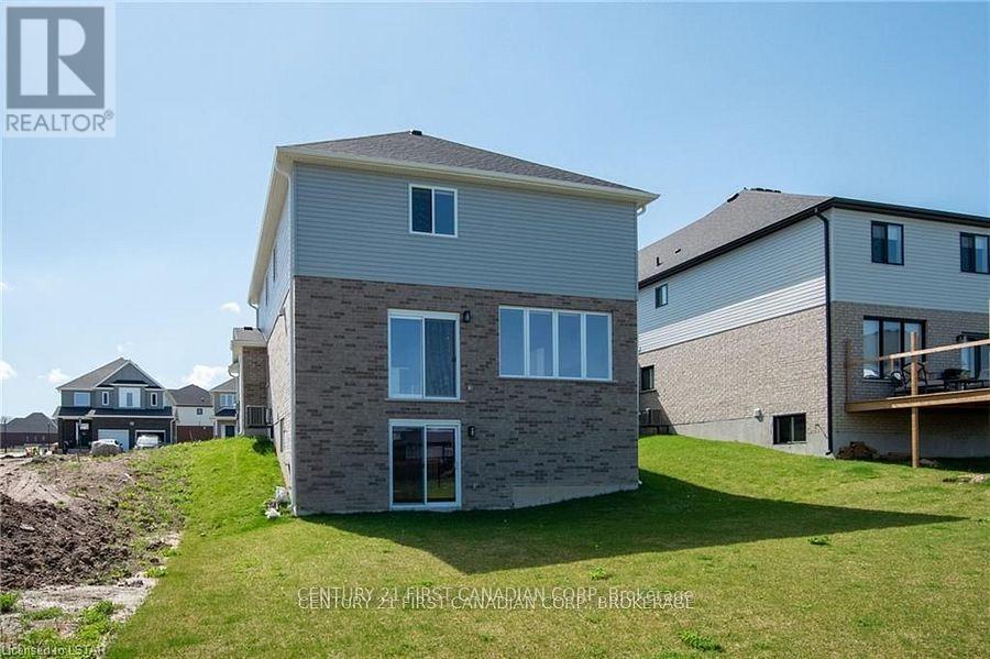 121 Basil Crescent, Middlesex Centre (Ilderton), Ontario  N0M 2A0 - Photo 44 - X12217310