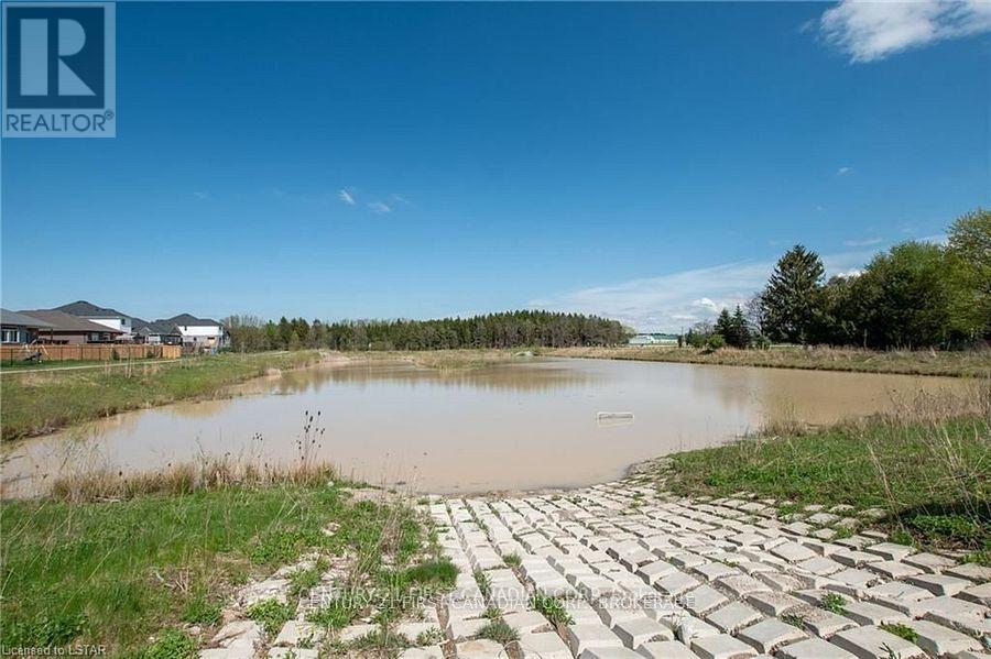 121 Basil Crescent, Middlesex Centre (Ilderton), Ontario  N0M 2A0 - Photo 48 - X12217310