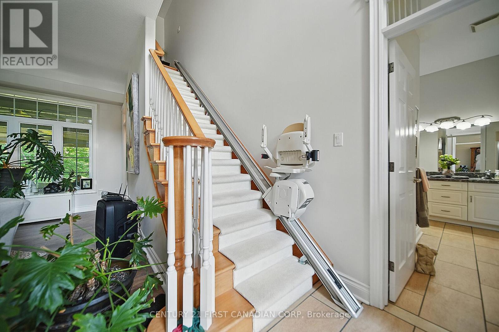 42580 Roberts Line, Central Elgin (Union), Ontario  N0L 2L0 - Photo 16 - X12217316