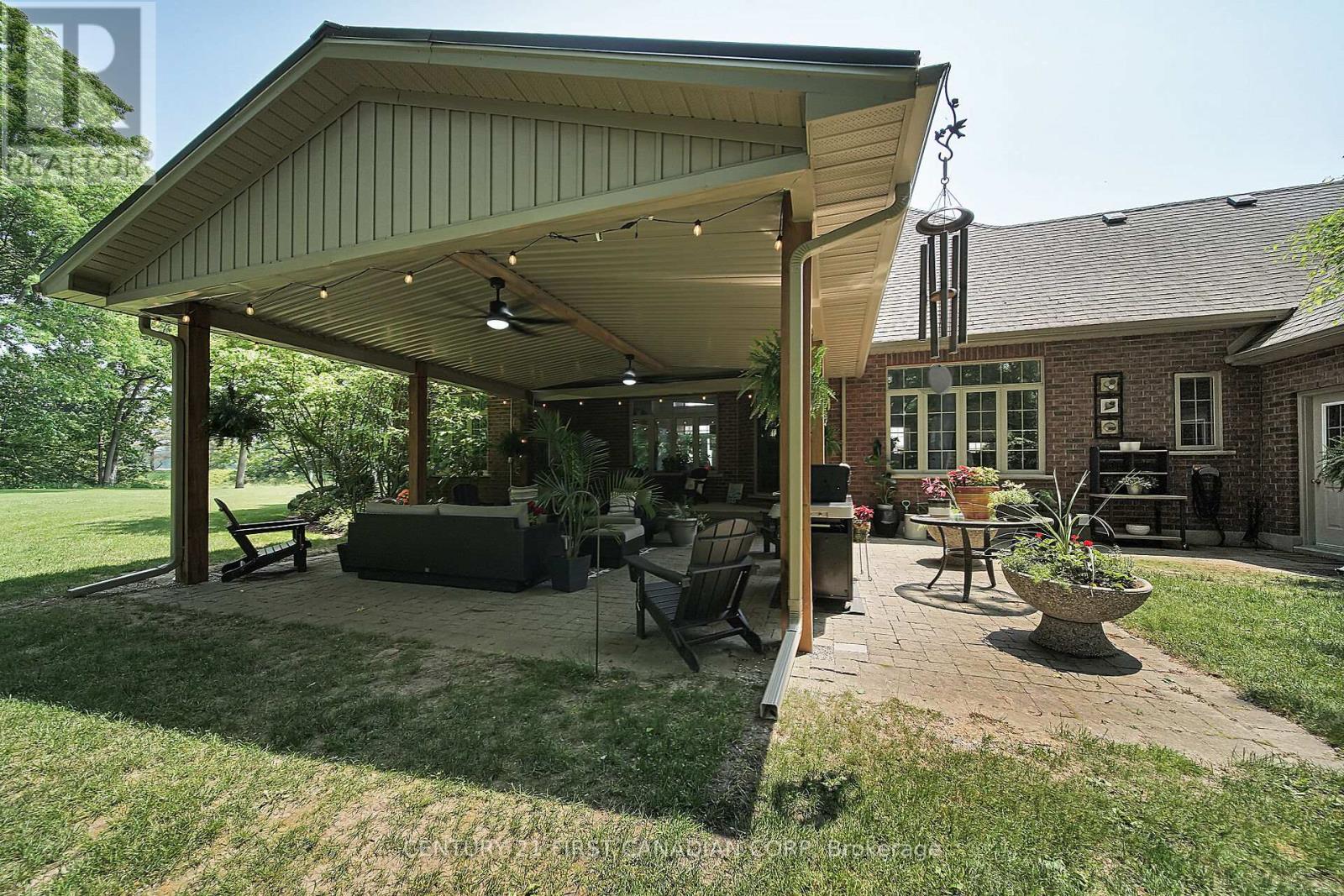 42580 Roberts Line, Central Elgin (Union), Ontario  N0L 2L0 - Photo 34 - X12217316