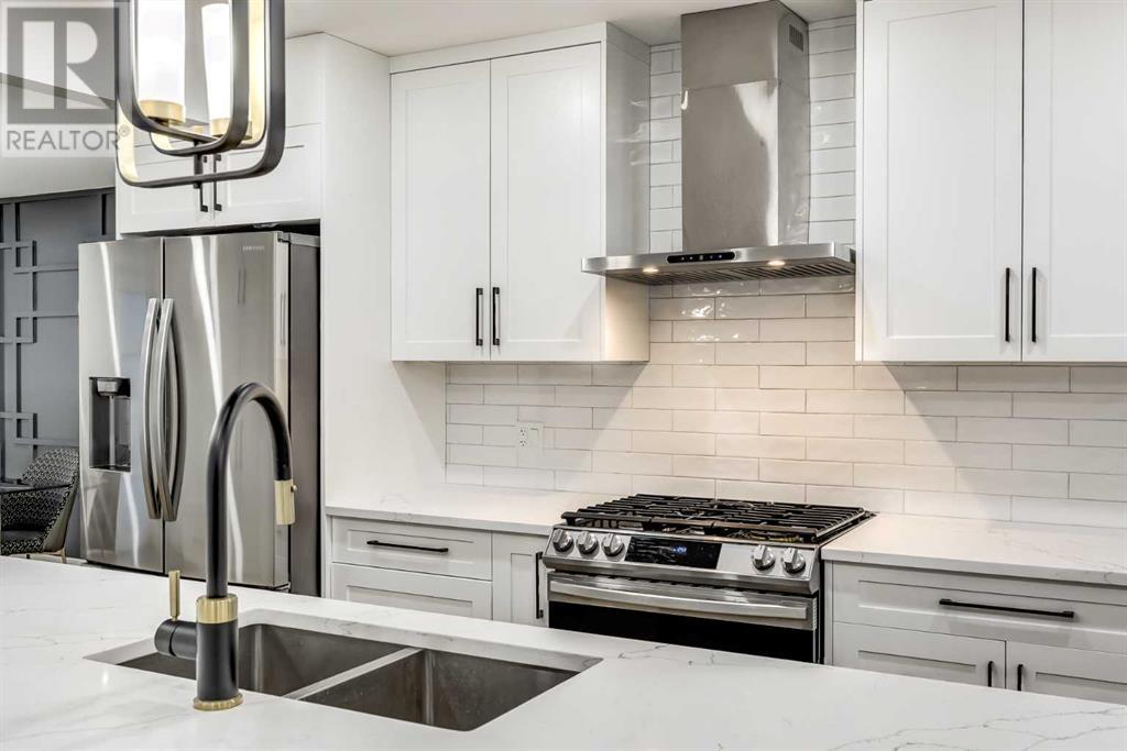Property at 7216 5 Street SW image 4