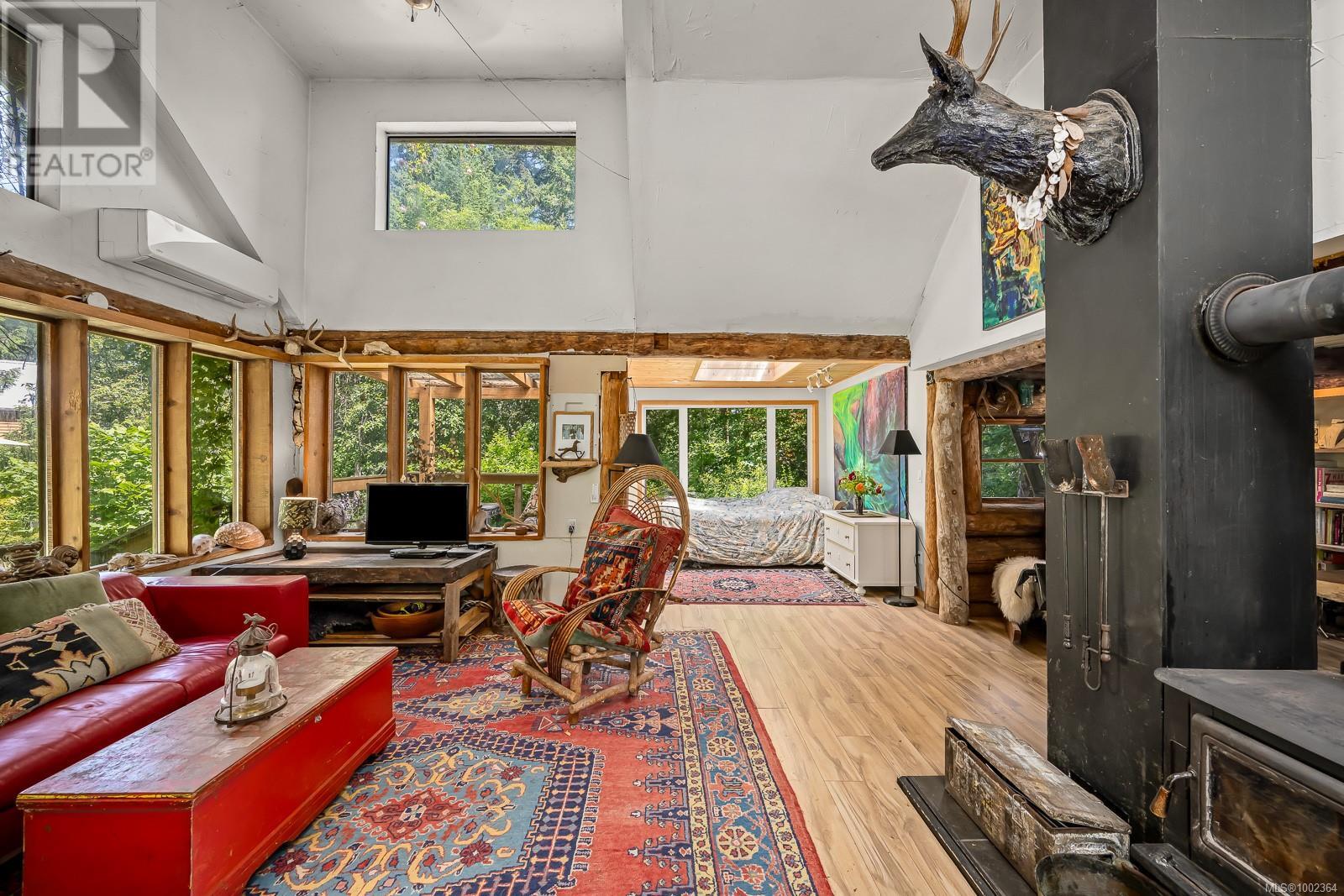 7555 Central Rd, Hornby Island, British Columbia  V0R 1Z0 - Photo 12 - 1002364