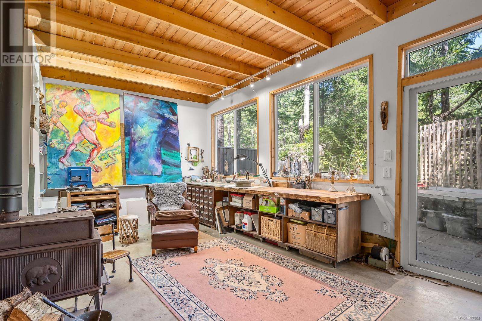 7555 Central Rd, Hornby Island, British Columbia  V0R 1Z0 - Photo 23 - 1002364