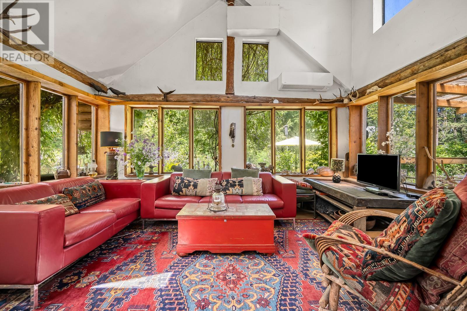 7555 Central Rd, Hornby Island, British Columbia  V0R 1Z0 - Photo 4 - 1002364