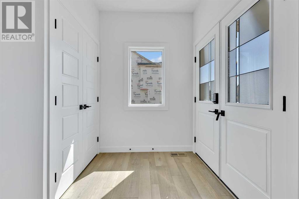 124 Lewiston Drive Ne, Calgary, Alberta  T3P 0T7 - Photo 5 - A2218147
