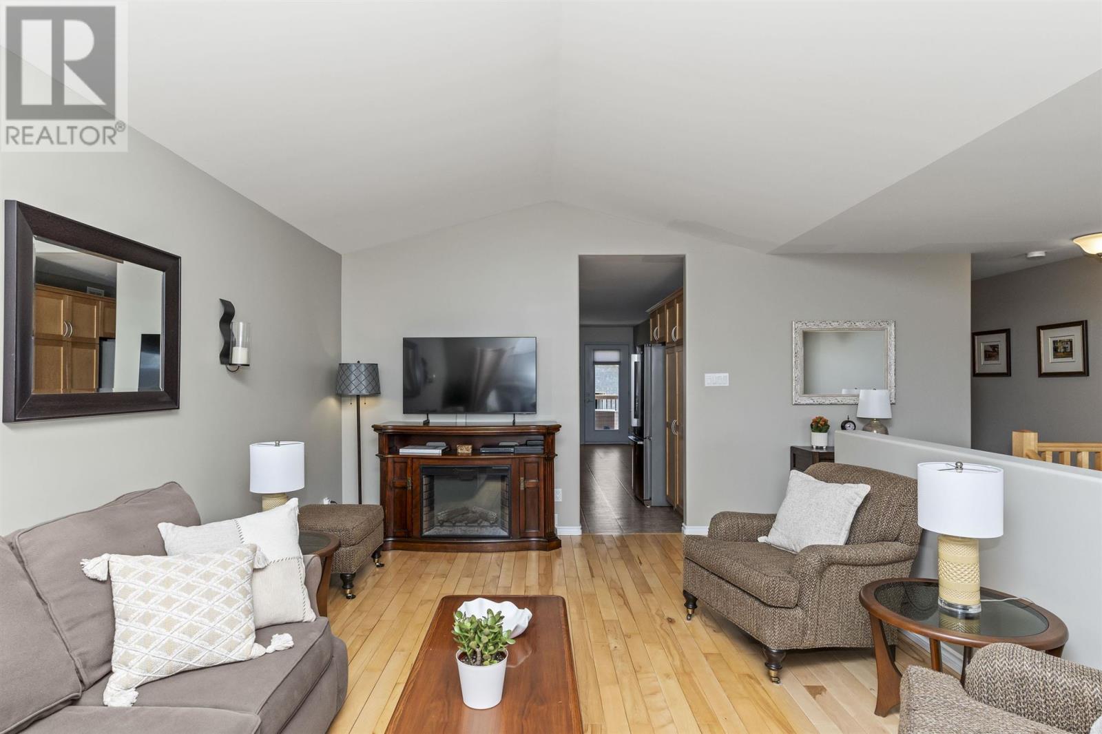 159 Saxon Dr, Thunder Bay, Ontario  P7G 1K3 - Photo 8 - TB251542