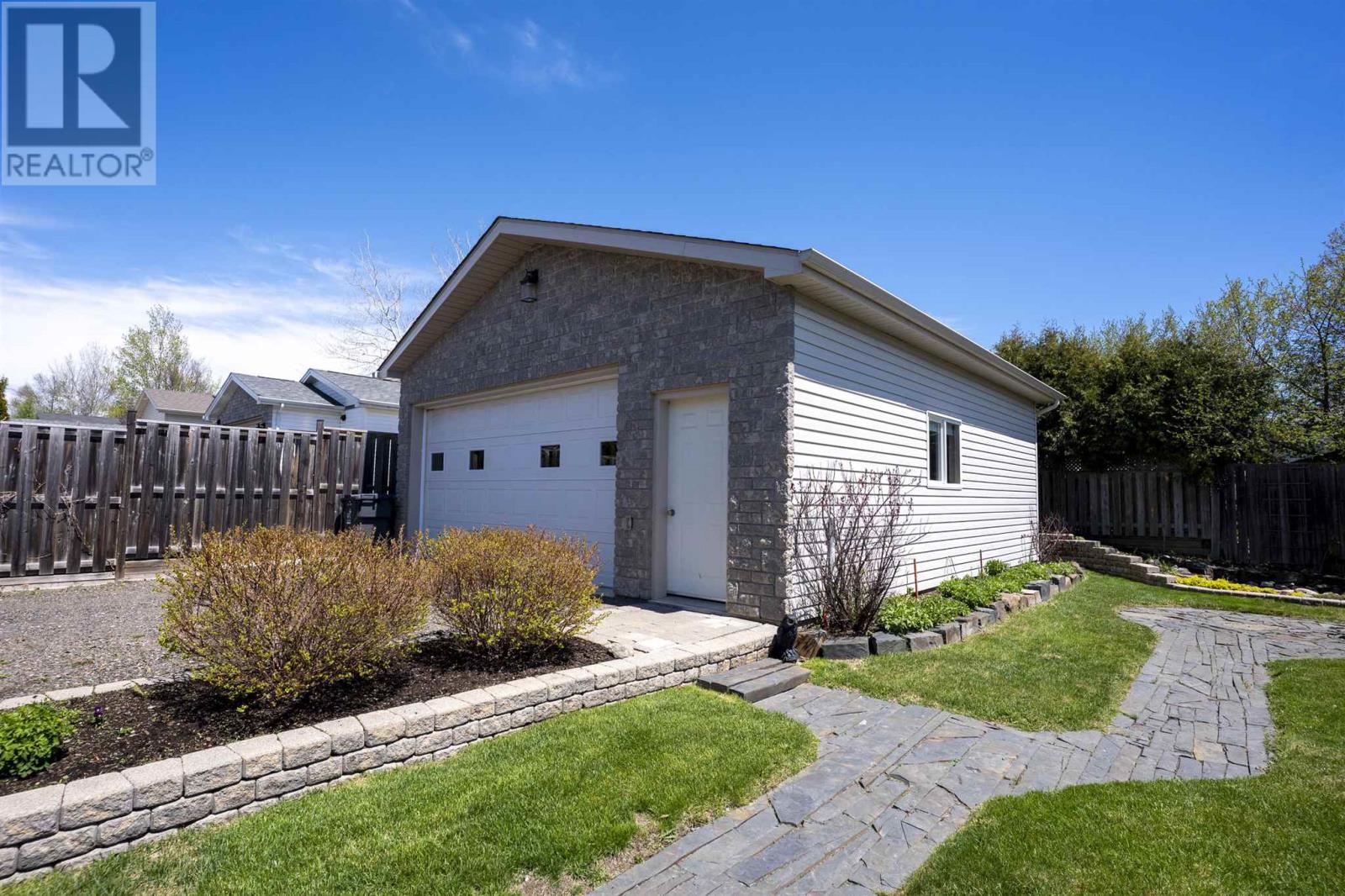 159 Saxon Dr, Thunder Bay, Ontario  P7G 1K3 - Photo 46 - TB251542
