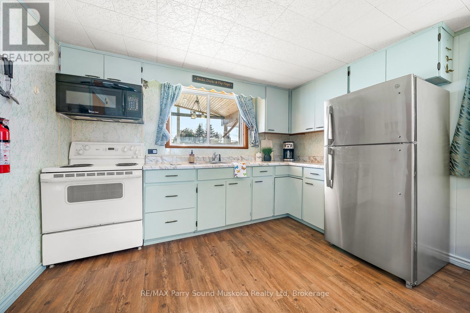 61 Stewart Street, Georgian Bay, Ontario  P0C 1H0 - Photo 25 - X12186196
