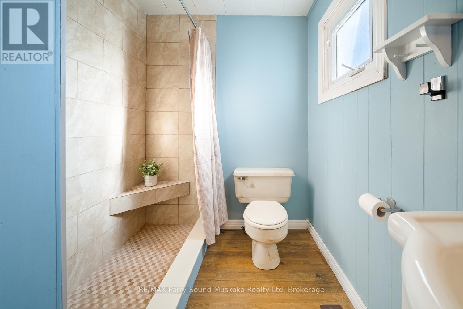 61 Stewart Street, Georgian Bay, Ontario  P0C 1H0 - Photo 17 - X12186196