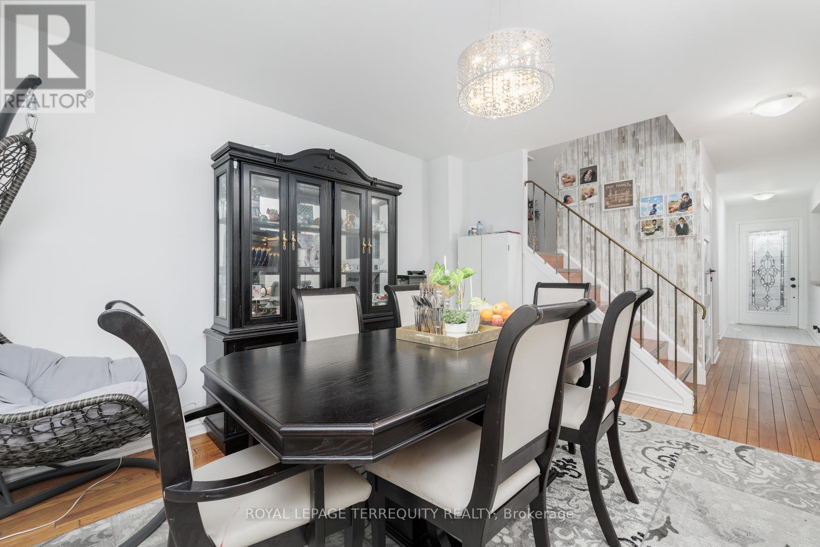 77 Warwick Castle Court, Toronto, Ontario  M1B 3E5 - Photo 11 - E12217084
