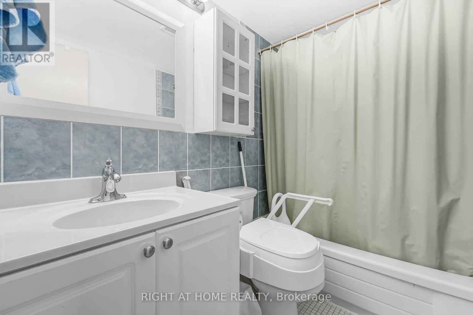 901 - 1250 Bridletowne Circle, Toronto, Ontario  M1W 2V1 - Photo 15 - E12217151
