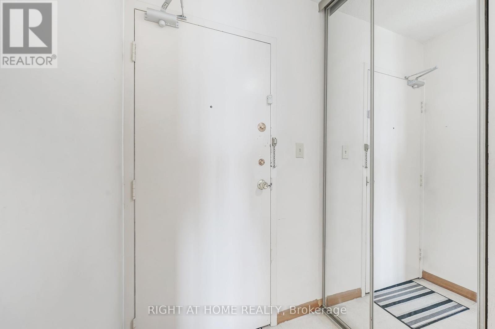 901 - 1250 Bridletowne Circle, Toronto, Ontario  M1W 2V1 - Photo 5 - E12217151