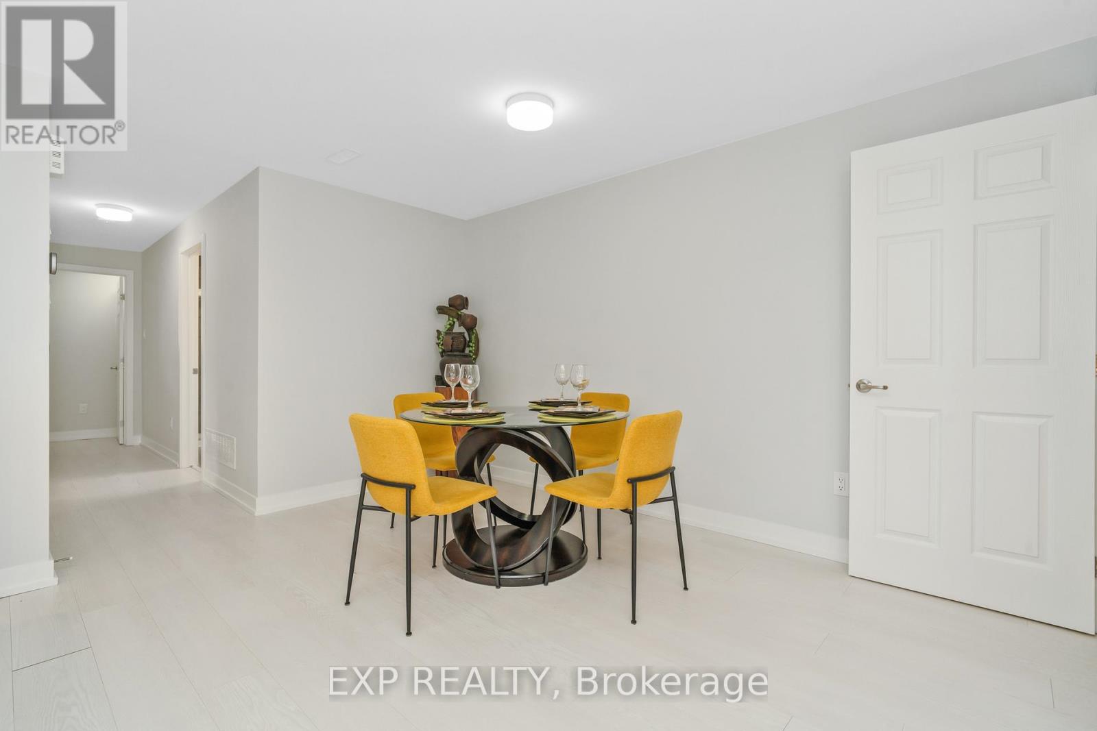 222 Anyolite Private, Ottawa, Ontario  K2J 7J3 - Photo 9 - X12217233
