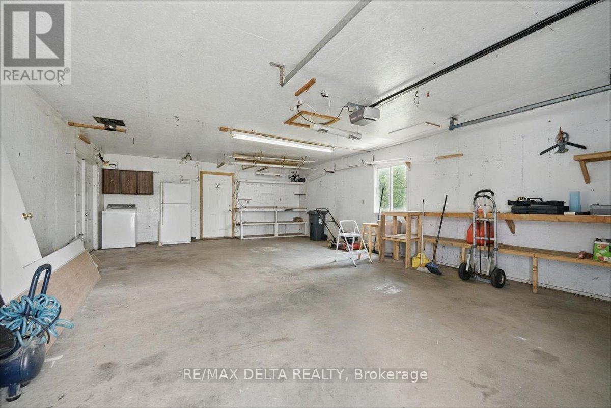 844 Cartier Street, Alfred And Plantagenet, Ontario  K0B 1C0 - Photo 35 - X12217256