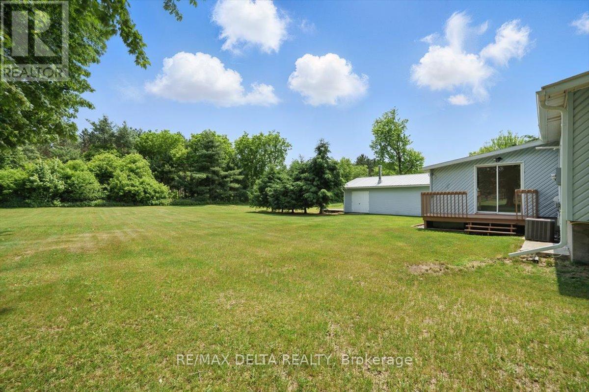 844 Cartier Street, Alfred And Plantagenet, Ontario  K0B 1C0 - Photo 40 - X12217256