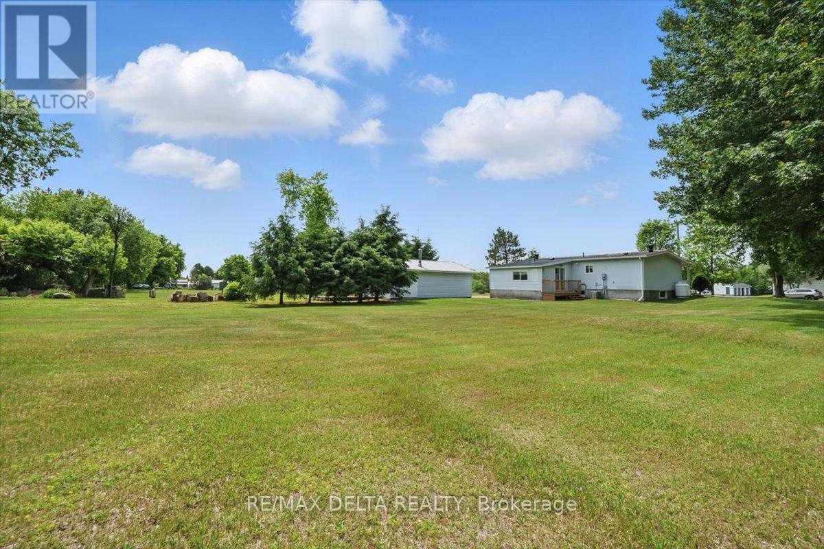 844 Cartier Street, Alfred And Plantagenet, Ontario  K0B 1C0 - Photo 41 - X12217256