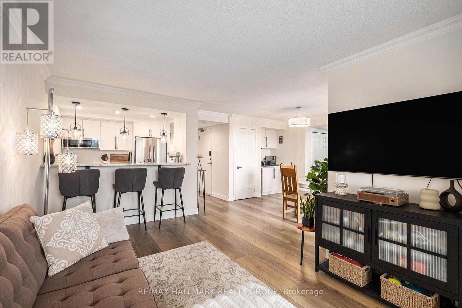 707 - 45 Holland Avenue, Ottawa, Ontario  K1Y 4S3 - Photo 6 - X12217276