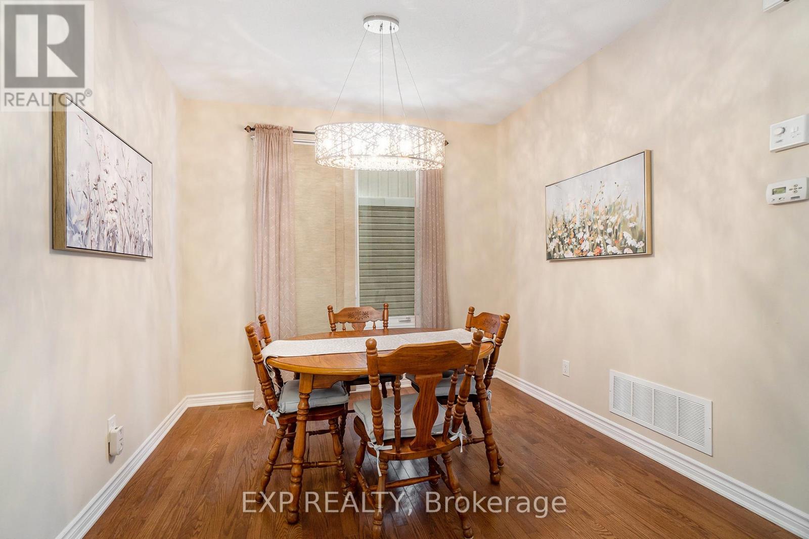 405 Meadowhawk Crescent, Ottawa, Ontario  K2J 5X1 - Photo 11 - X12217281
