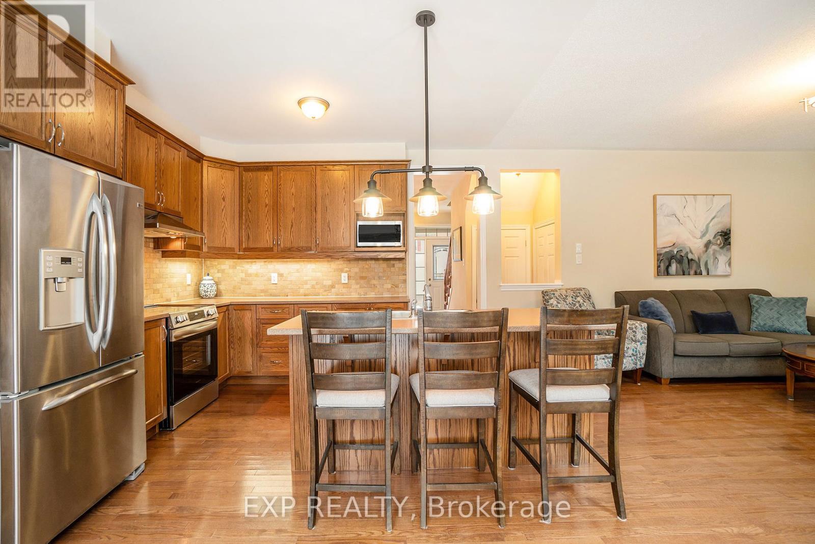 405 Meadowhawk Crescent, Ottawa, Ontario  K2J 5X1 - Photo 14 - X12217281
