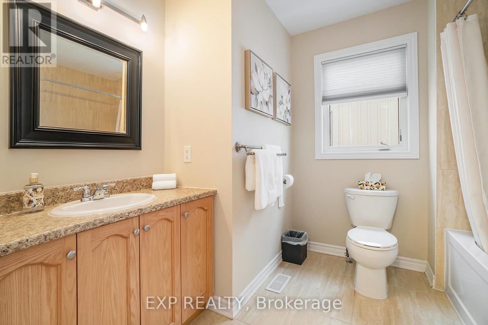405 Meadowhawk Crescent, Ottawa, Ontario  K2J 5X1 - Photo 25 - X12217281