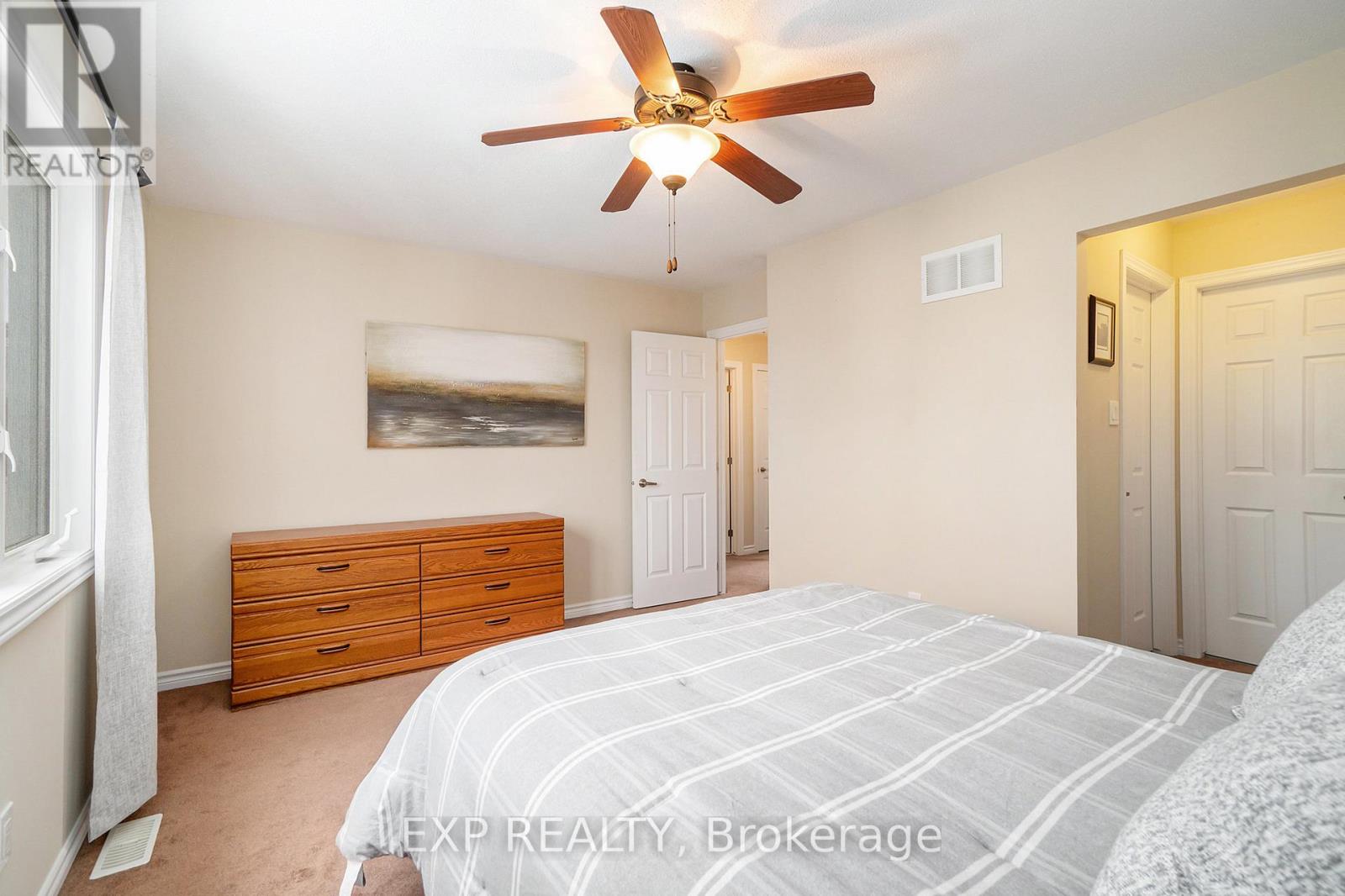 405 Meadowhawk Crescent, Ottawa, Ontario  K2J 5X1 - Photo 29 - X12217281