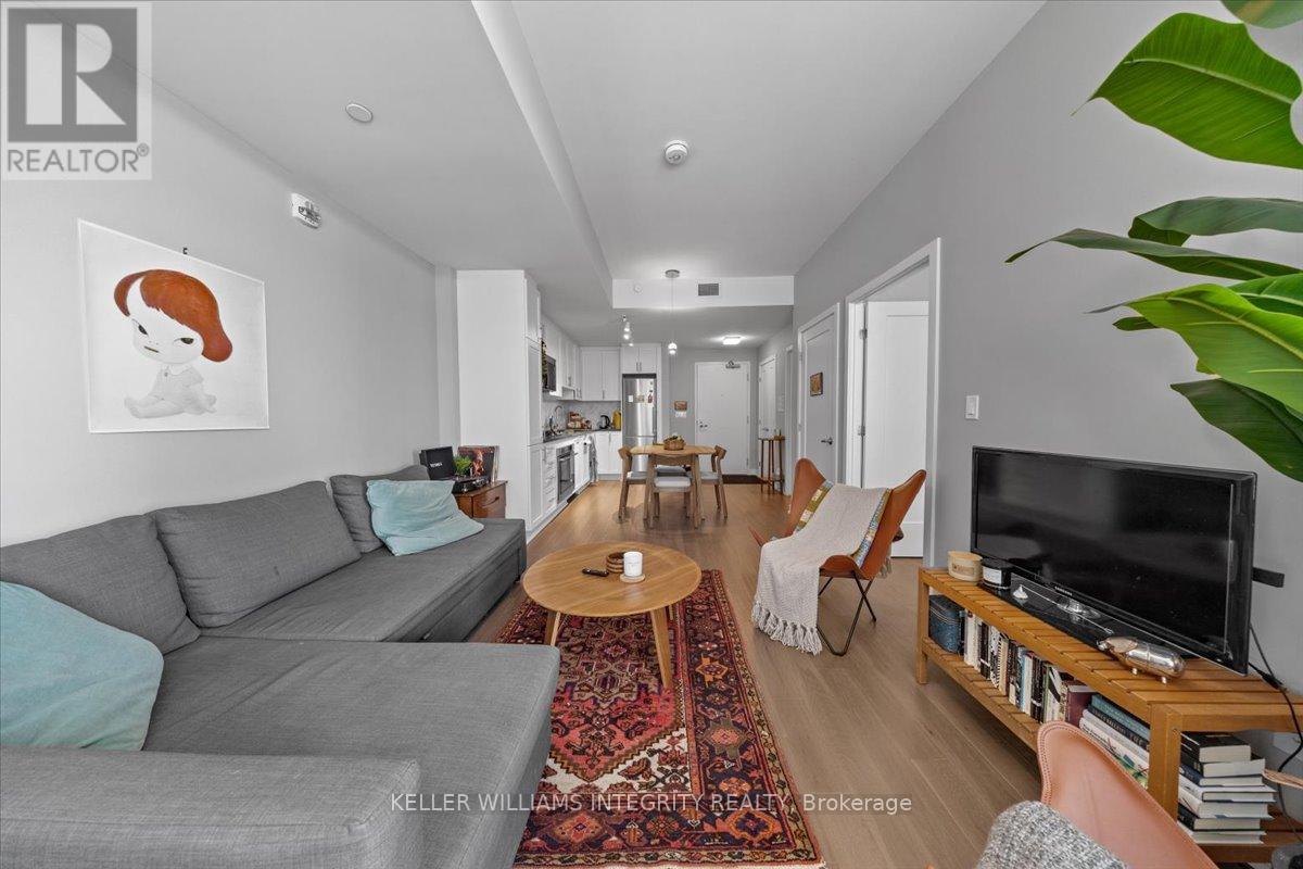 3 - 570 De Mazenod Avenue, Ottawa, Ontario  K1S 5X2 - Photo 19 - X12217286