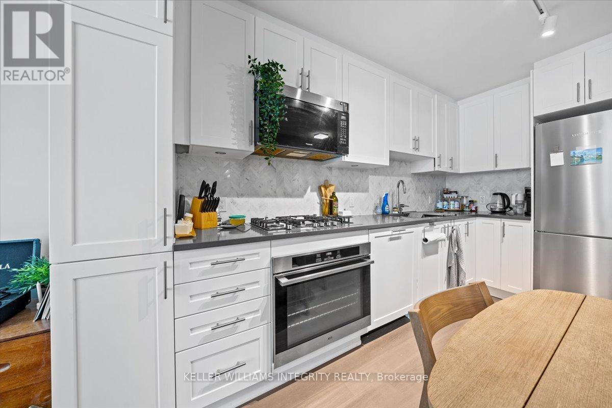 3 - 570 De Mazenod Avenue, Ottawa, Ontario  K1S 5X2 - Photo 9 - X12217286