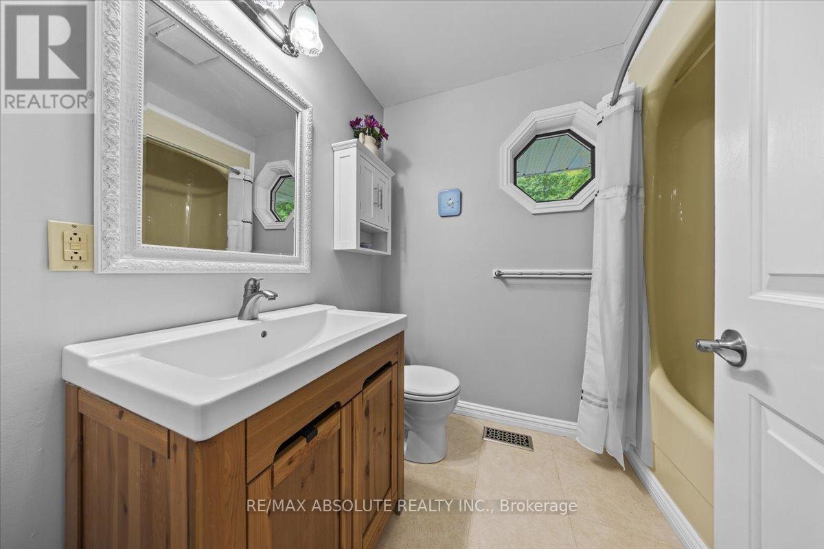 4098 Armitage Avenue, Ottawa, Ontario  K0A 1T0 - Photo 43 - X12217314