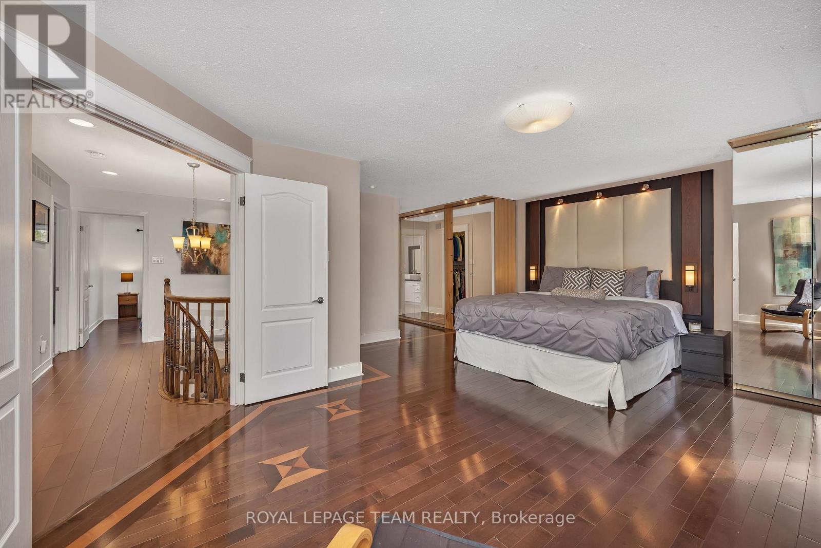 21 Mayford Avenue, Ottawa, Ontario  K2G 6A7 - Photo 24 - X12217319