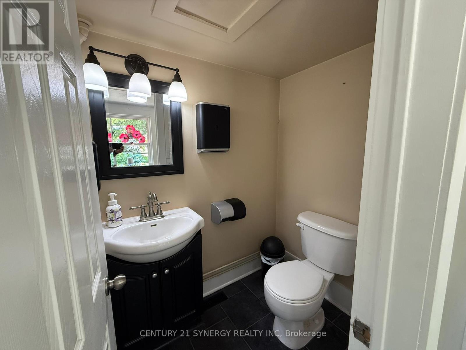 106 Main Street W, Merrickville-Wolford, Ontario  K0G 1N0 - Photo 6 - X12217321